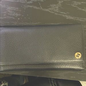 Authentic Gucci wallet